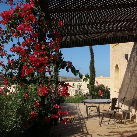 Villa Habibi Εσαουίρα Εξωτερικό φωτογραφία